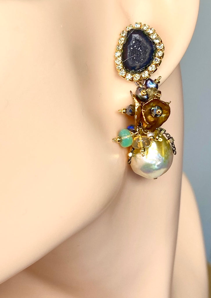 Black Tabasco Geode Pond Slime Pearl Dangle Earrings Diamond Look