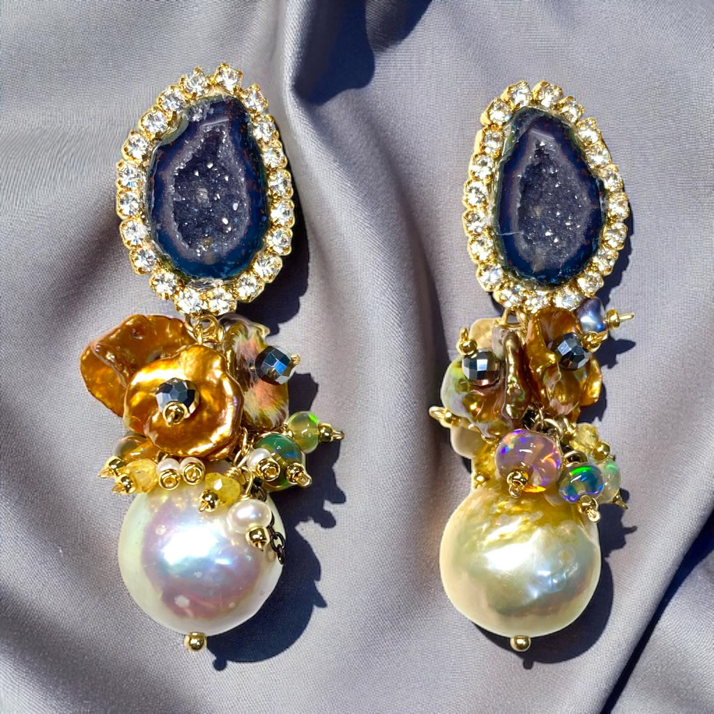Black Tabasco Geode Pond Slime Pearl Dangle Earrings Diamond Look