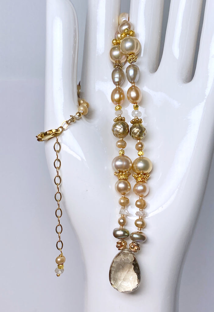 Mystic Golden Beige Quartz and Pearl Pendant Necklace Gold