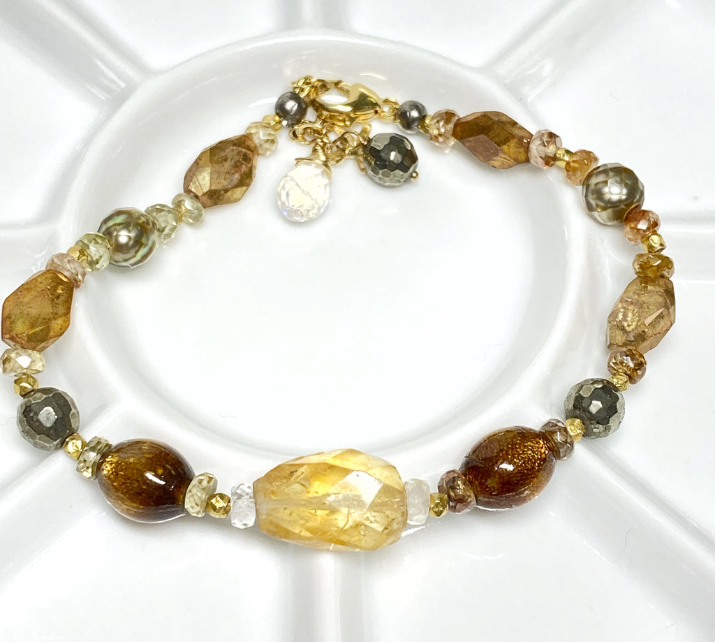 Citrine and Gold Gemstone Clasp Bracelet