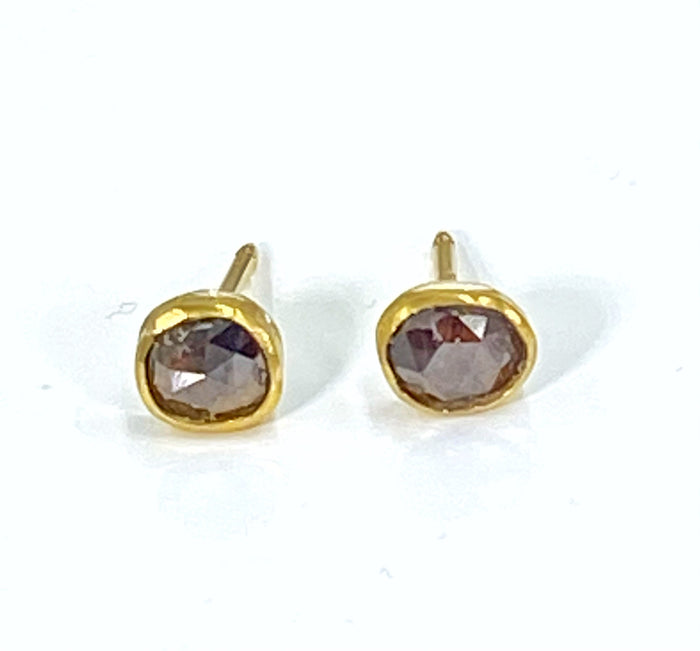 chocolate diamond rose cut stud earrings 22 kt gold