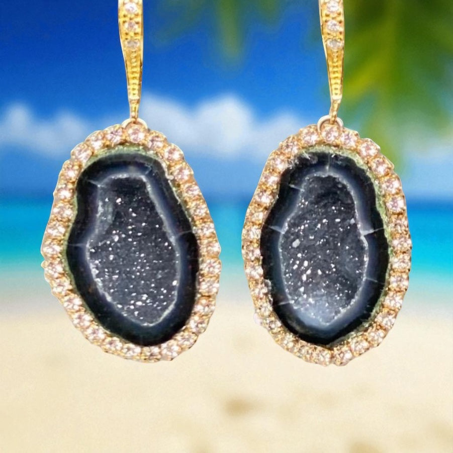 Black Tabasco Geode Druzy Diamond Look Earrings