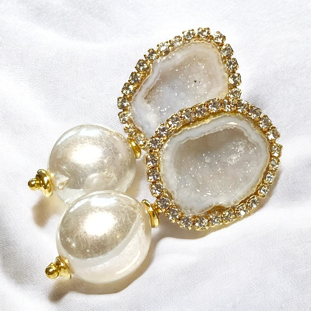 White Tabasco Geode Post Earrings with White Edison Pearls