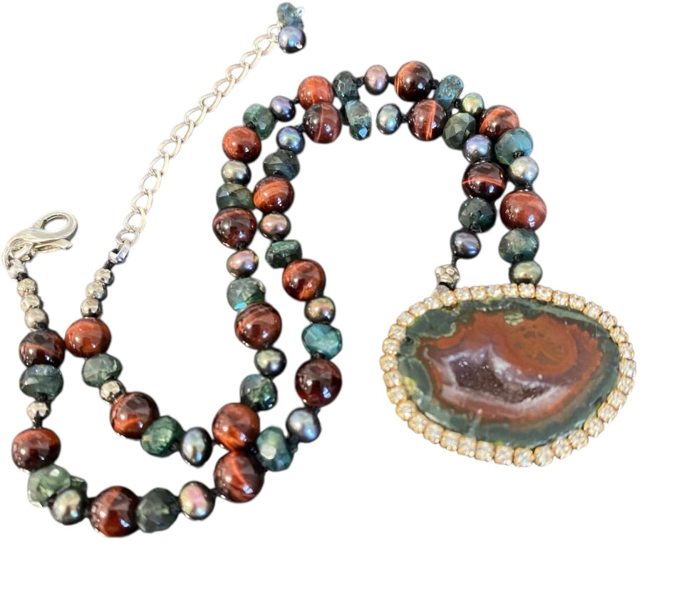 Tabasco Geode and Pearl Necklace, Diamond Style