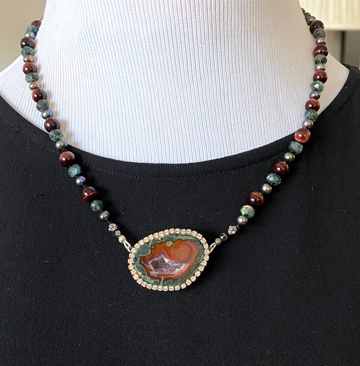 Tabasco Geode and Pearl Necklace, Diamond Style