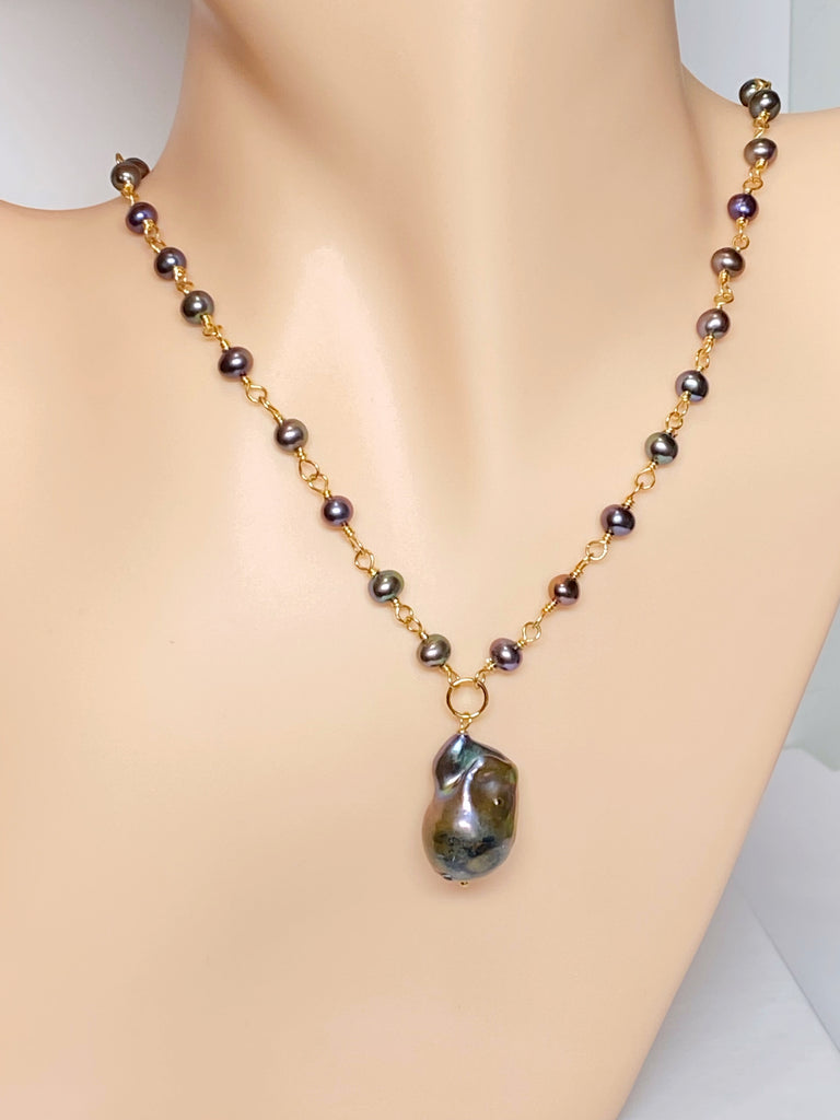 Dainty Black Baroque Peacock Pearl Pendant Necklace 14 kt Gold Fill