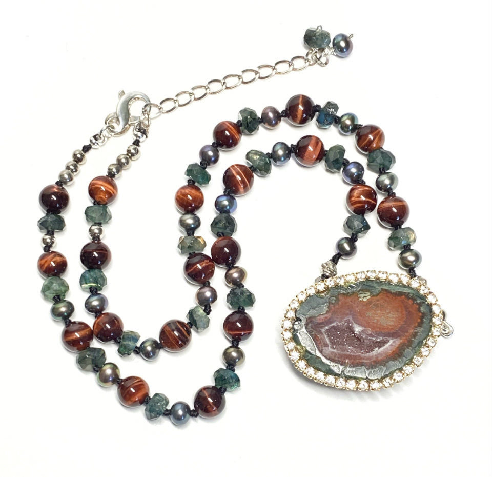 Tabasco Geode and Pearl Necklace, Diamond Style