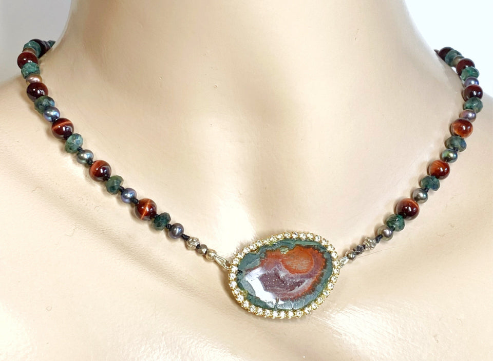 Tabasco Geode and Pearl Necklace, Diamond Style