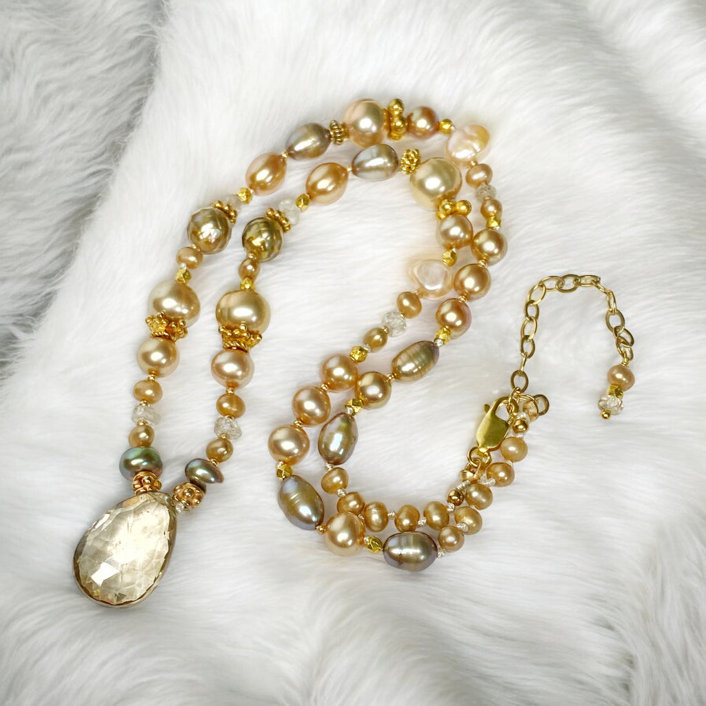 Mystic Golden Beige Quartz and Pearl Pendant Necklace Gold