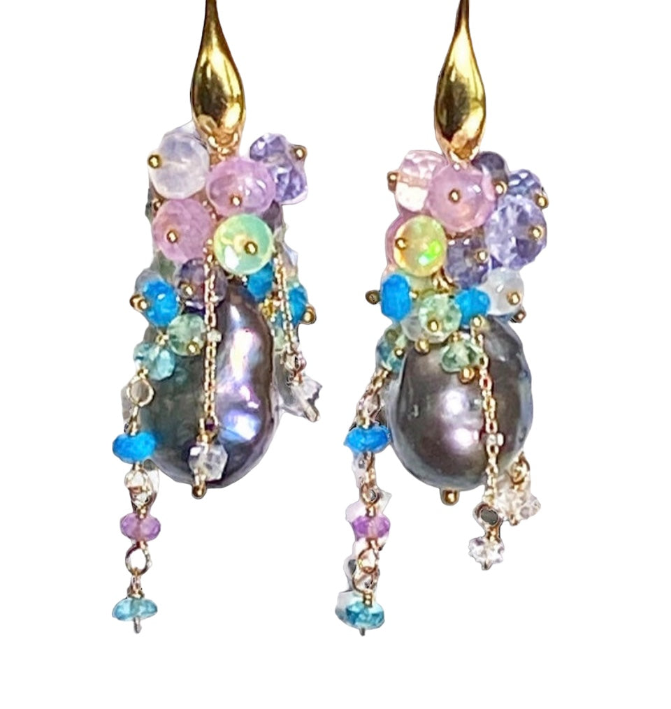 Black Baroque Pearl Cluster Earrings Gold