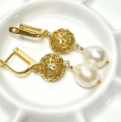 Baroque and Ivory Pearl Diamond Look Earring - Doolittle