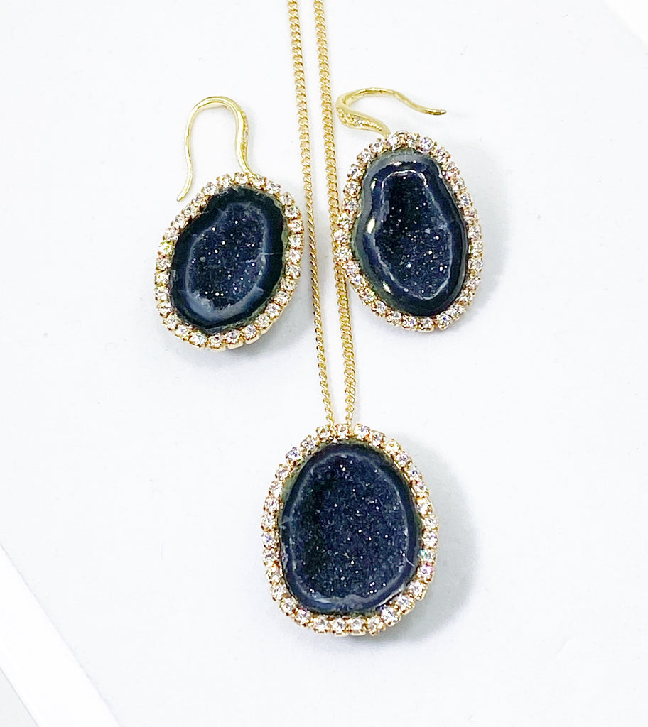 Black Tabasco Geode Pendant Gold Fill Chain