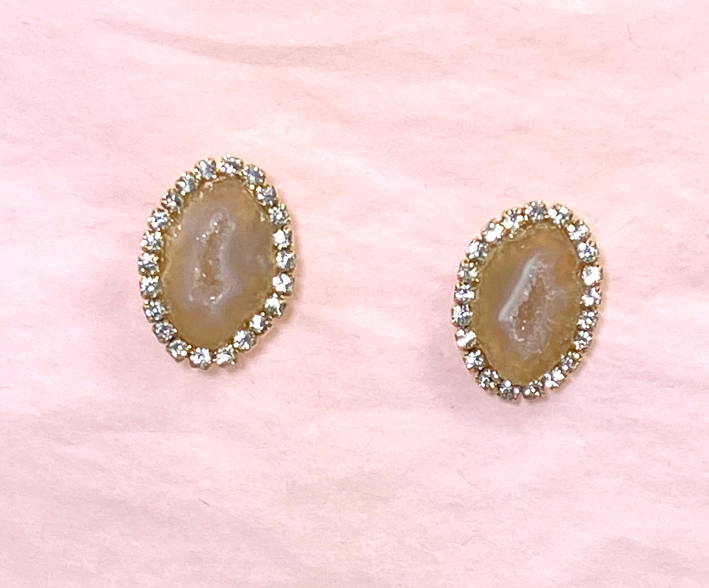 Tabasco Geode Slice Stud Earrings Golden Beige - doolittlejewelry