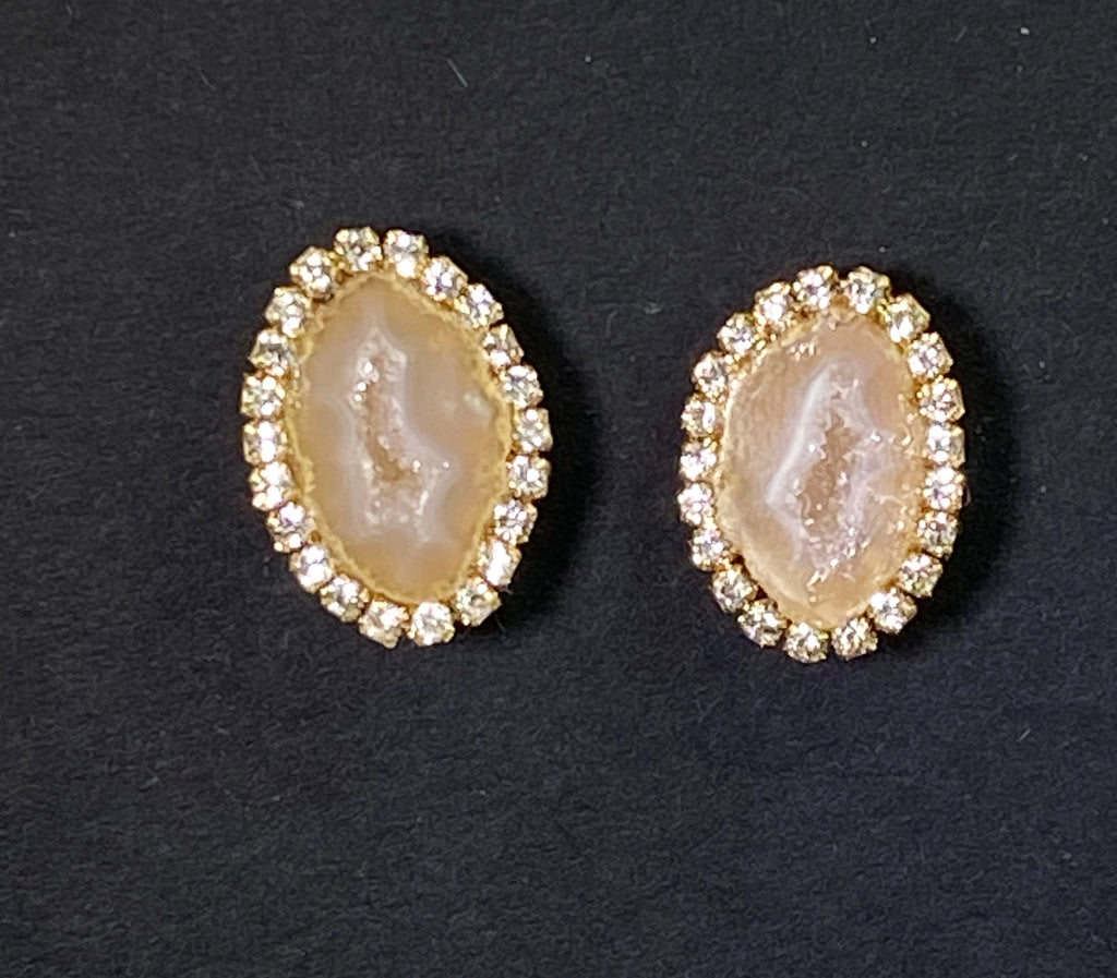 Tabasco Geode Slice Stud Earrings Golden Beige - doolittlejewelry
