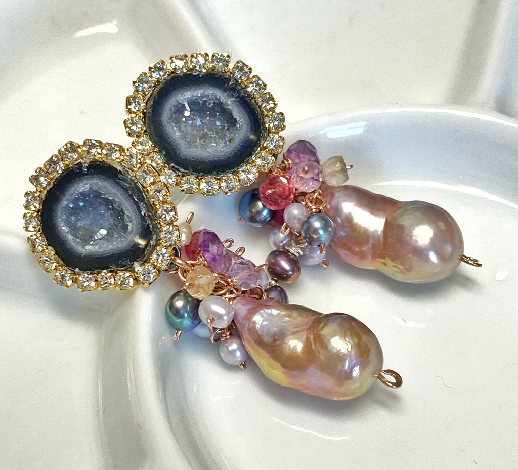 Black Tabasco Geode Earrings with Baroque Pearl Clusters