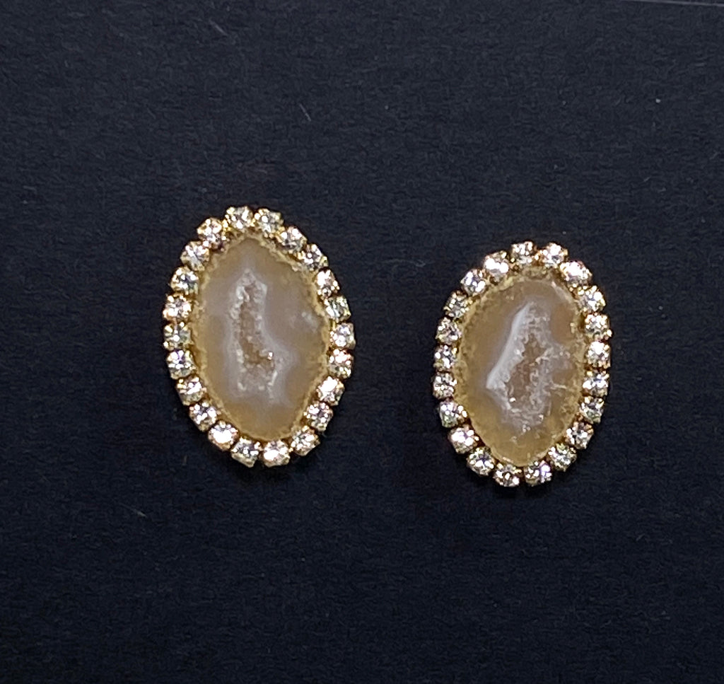 Tabasco Geode Slice Stud Earrings Golden Beige - doolittlejewelry