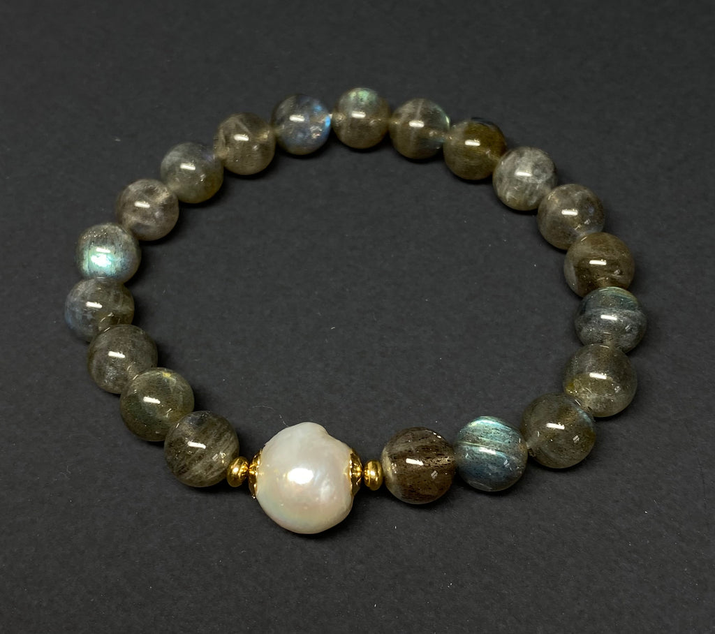 Labradorite and Pearl Stretch Bracelet